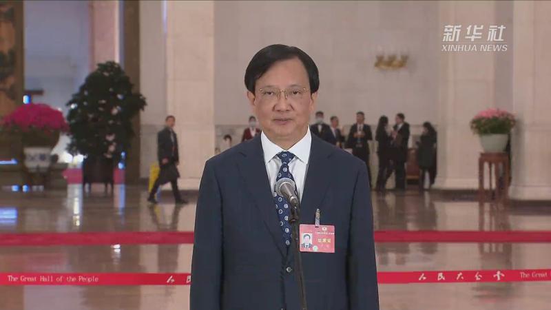 全国政协委员、中国黄金董事长卢进：责任和信心比黄金还珍贵