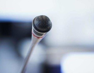 商务部回应美国以关税手段胁迫其他国家限制对华经贸合作