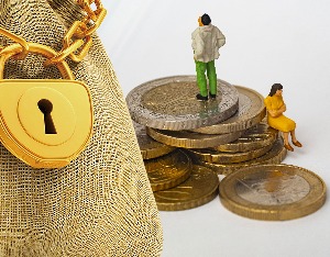 程凤朝：A股正迎来历史性的并购重组战略机遇期