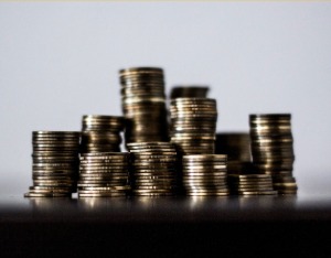 5月9日南向资金全天净买入40.45亿港元