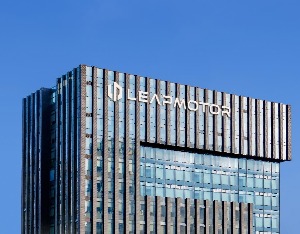 海内外全线“爆单”，毛利率再创新高，零跑将成下一家千亿车企？