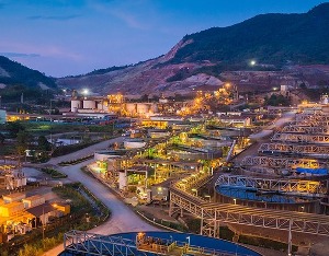 金价破3400！这家民企利润翻倍，董事长直言：优质资源果断出手