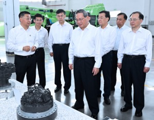 李强在江苏调研时强调 坚持创新驱动发展 推动经济运行持续向好