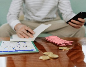 锦盛新材被证监会立案，追认关联交易行为被指信披违规