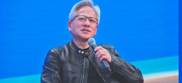黄仁勋：人工智能是一代人难得的机会