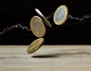 再谈稳定币，香港金管局余伟文：下周公布接受和处理牌照申请的安排
