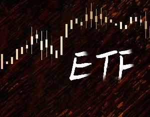 AI应用蓄势接棒 软件ETF规模及流动性领跑同标的产品